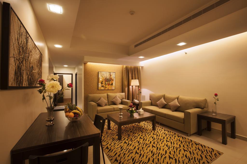 Hayat Watheer For Serviced Apartment Дамам Екстериор снимка
