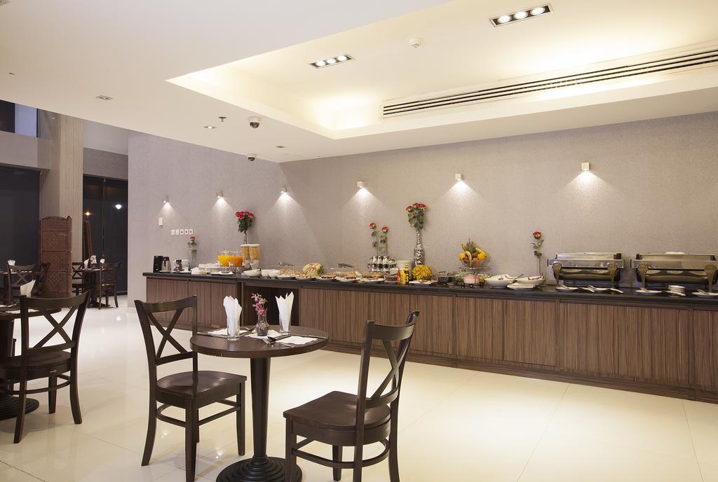 Hayat Watheer For Serviced Apartment Дамам Екстериор снимка